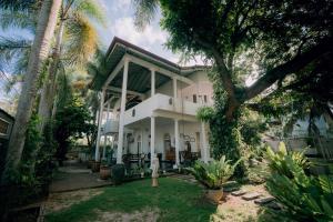 Zahrada ubytování SkyPort Villa Negombo
