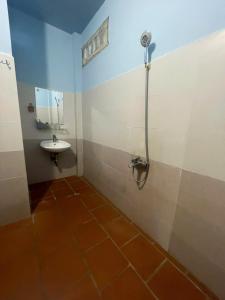 Ένα μπάνιο στο Minh Vuong Bungalow