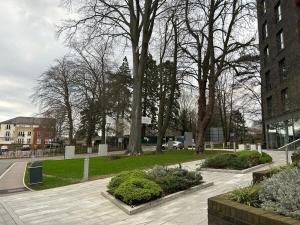 Κήπος έξω από το Stylish Kent apartment