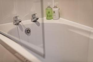 Koupelna v ubytování Toll Green View - Elie + 27 fotografií