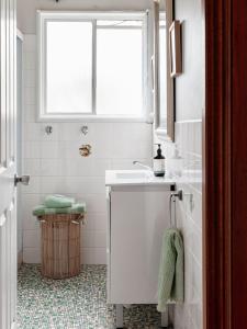 Ένα μπάνιο στο Surfers Delight Beach House