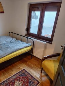 Ένα ή περισσότερα κρεβάτια σε δωμάτιο στο Renarde House Rajac