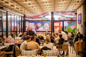 Επισκέπτες που μένουν στο Si'Hana Hotel