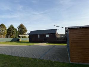 Το κτήριο όπου στεγάζεται  η παραθεριστική κατοικία