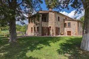 Budova, kde se vila nachází