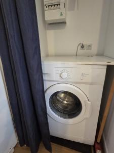 Foto sihtkohas Ruelle-sur-Touvre asuva majutusasutuse Le Timon - large studio avec Wi-Fi galeriist