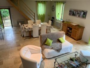 Χώρος καθιστικού στο Gîte Casafamilia - Nature et sérénité