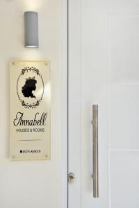 Πιστοποιητικό, βραβείο, πινακίδα ή έγγραφο που προβάλλεται στο Annabell Houses & Rooms