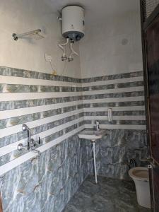 Koupelna v ubytování Choudhary Rajesh Paradise