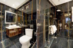 Et badeværelse på Palette Hotel Cotts Villa by CheckIn Vasant Kunj New Delhi + 35 billeder