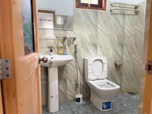 Ένα μπάνιο στο Villa Safaya Hikkaduwa +17 φωτογραφίες