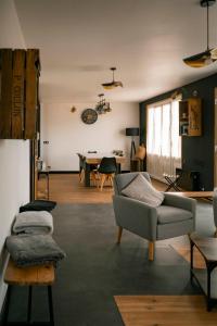 Posezení v ubytování L'Escale du Cu de Loup