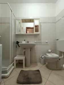 Ένα μπάνιο στο La casa di Tina a 20 metri dal mare