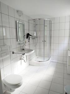 Ένα μπάνιο στο Urfter Hof Garni