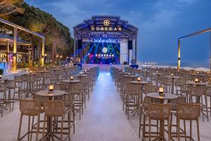 Εστιατόριο ή άλλο μέρος για φαγητό στο Dobedan World Palace Hotel ''Ex Brand Alva Donna World Palace ''