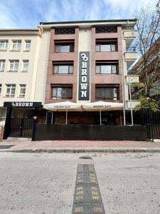 Budova, kde se aparthotel nachází