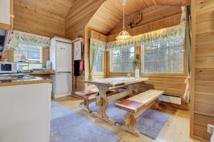 Η κουζίνα ή μικρή κουζίνα στο RäkkiPirtti A