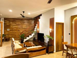 Χώρος καθιστικού στο Villa Nuansa Indah 2BR UNGASAN