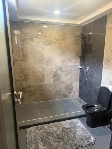 Un baño de Villalori Apartments