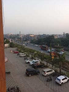 Φωτογραφία από το άλμπουμ του Hotel Krishna Rooms σε Jāmb