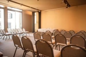 Οι επιχειρηματικές εγκαταστάσεις ή/και οι αίθουσες συνεδριάσεων στο The Vine Hotel +31 φωτογραφίες