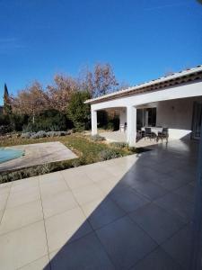 Φωτογραφία από το άλμπουμ του villa La Néoulaise σε Néoules +22 φωτογραφίες