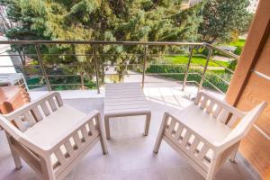 Φωτογραφία από το άλμπουμ του Cozy 1br & Sofabed With Inviting Balcony σε Buyukcekmece
