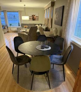 Posezení v ubytování Landsbyhus i Lofoten