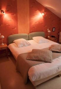 Φωτογραφία από το άλμπουμ του Hôtel restaurant de la fontaine σε Villiers-sur-Suize