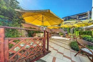 Zahrada ubytování Hotel Darling + 13 fotografií