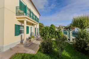 Bygningen som villaen ligger i