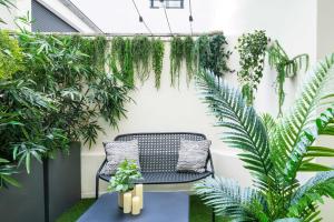 Khu vực ghế ngồi tại Hôtel Eiffel Saint Charles