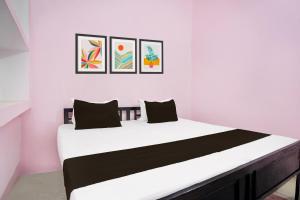 Ένα ή περισσότερα κρεβάτια σε δωμάτιο στο THE HOTEL PARADISE +21 φωτογραφίες