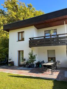 Το κτήριο όπου στεγάζεται  η παραθεριστική κατοικία