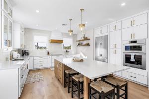 Η κουζίνα ή μικρή κουζίνα στο 211 Ostego - Island Time home