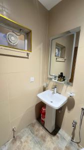 Photo de la galerie de l'établissement Marigold hotel and restaurant, à Sialkot