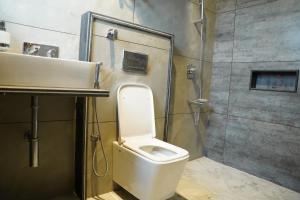 Ένα μπάνιο στο Razain suites