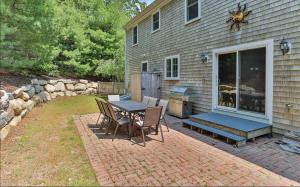 Patio nebo venkovní prostory v ubytování 1 Mile to Red River Beach Game Room Central AC