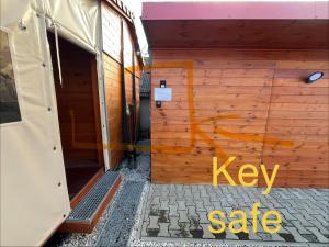 Fotografie z fotogalerie ubytování ESZLA 1 Apartman Free large secure parking v destinaci Debrecín