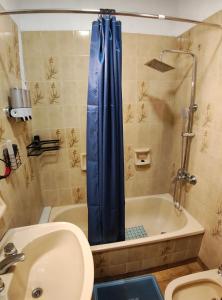 Et badeværelse på Departamento céntrico