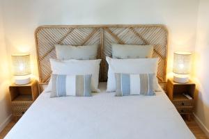 Postel nebo postele na pokoji v ubytování Casa dos Foros - Countryside Villa + 32 fotografií