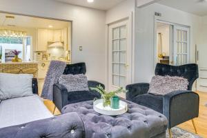 Photo de la galerie de l'établissement Work and Relax! Updated Walnut Creek Home with Office, à Walnut Creek