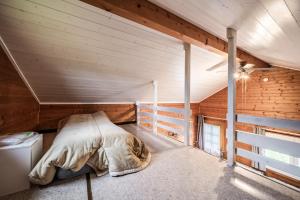 Postel nebo postele na pokoji v ubytování Petit chalet proche Lac Léman