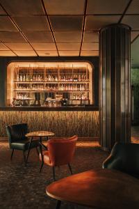 Lounge nebo bar v ubytování The Cyrus Hotel