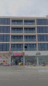 Το κτήριο όπου στεγάζεται  το διαμέρισμα