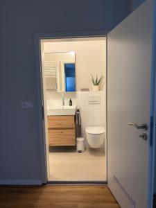 Koupelna v ubytování Ferienwohnung auf dem Weingut am Klotz