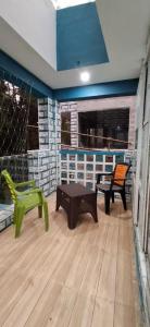 Χώρος καθιστικού στο Cloud Mist Inn YERCAUD