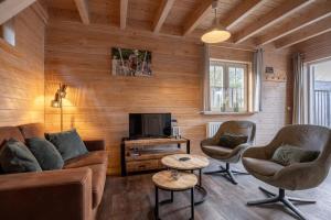 Posezení v ubytování Hello Zeeland - Zeeduinsepoort 14a