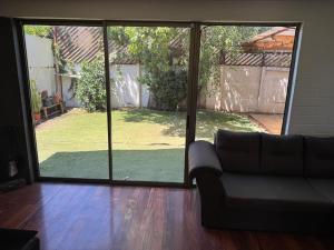 Κήπος έξω από το Casa Moderna Parinacota