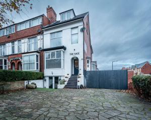 Budova, kde se aparthotel nachází